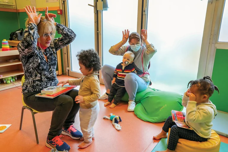 À Créteil, les familles gagnent un accueil gratuit