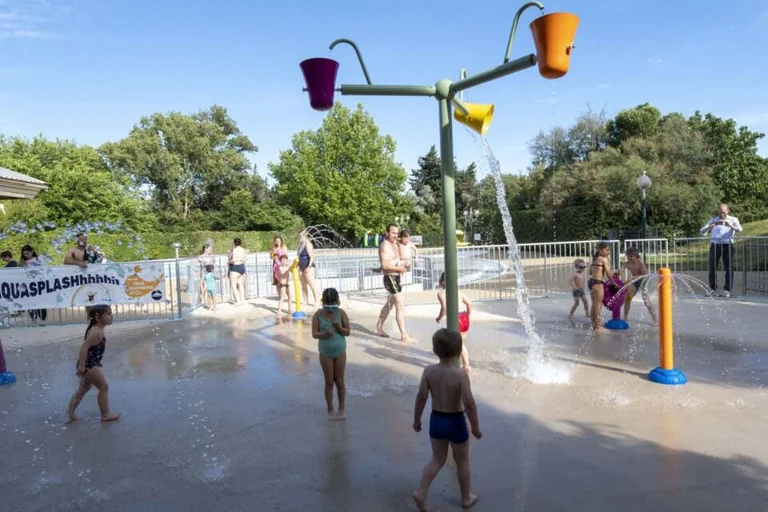 À Nîmes, ces réflexes qui aident à tenir la chaleur