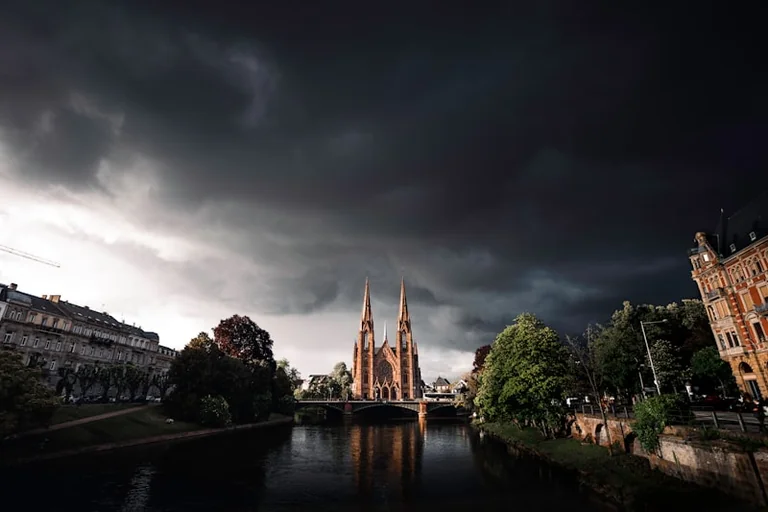 Tours sous alerte orange aux orages cet après-midi