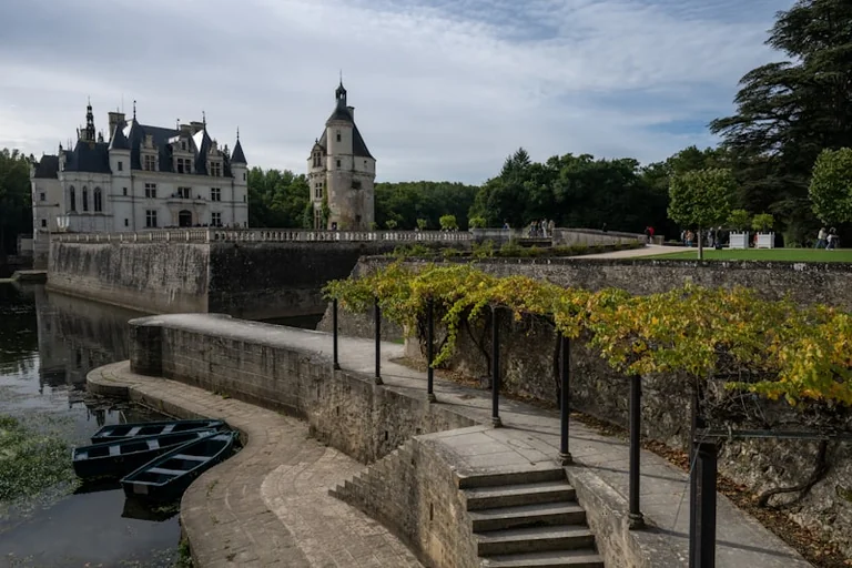 Balade sur la Loire à Orléans : une sortie en toue sablière