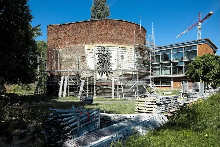 Lille : la Noble Tour, dernier vestige médiéval, en travaux jusqu'en mai